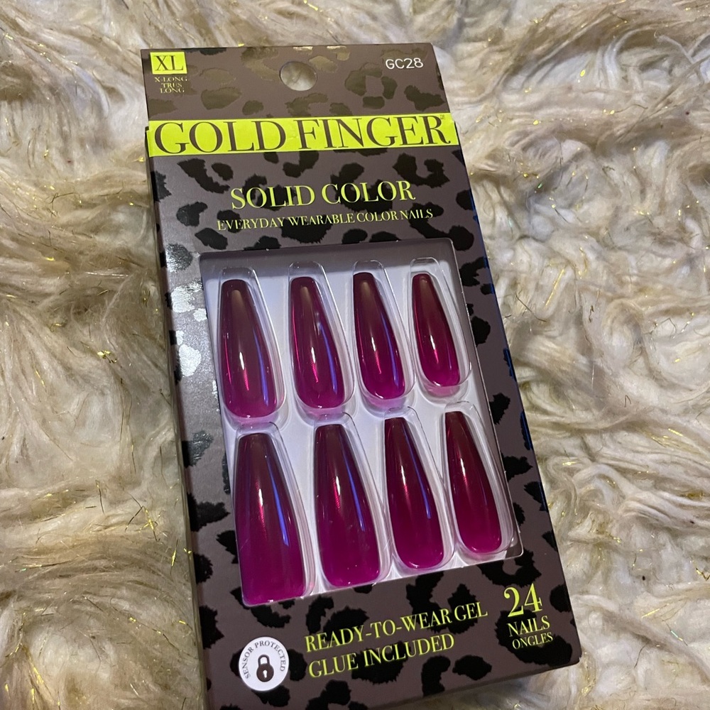 Goldfinger XL press on nails